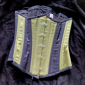 Isabella Corsetry victorian underbust 22"